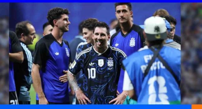 ආර්ජන්ටිනාව පාපන්දු ලෝක කුසලාන අවසන් මහා තරගයට...